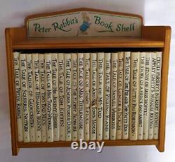 1980s Vintage Beatrix Potter Peter Rabbit Bookshelf with Collection of 23 Books