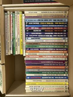 Doctor Who Vintage Target Paperback Books Complete Set Of 168 Titles Many Rare