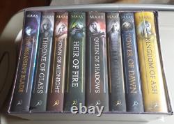 THRONE OF GLASS HARDCOVER BOX SET With POSTER BY SARAH J MAAS