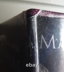 THRONE OF GLASS HARDCOVER BOX SET With POSTER BY SARAH J MAAS